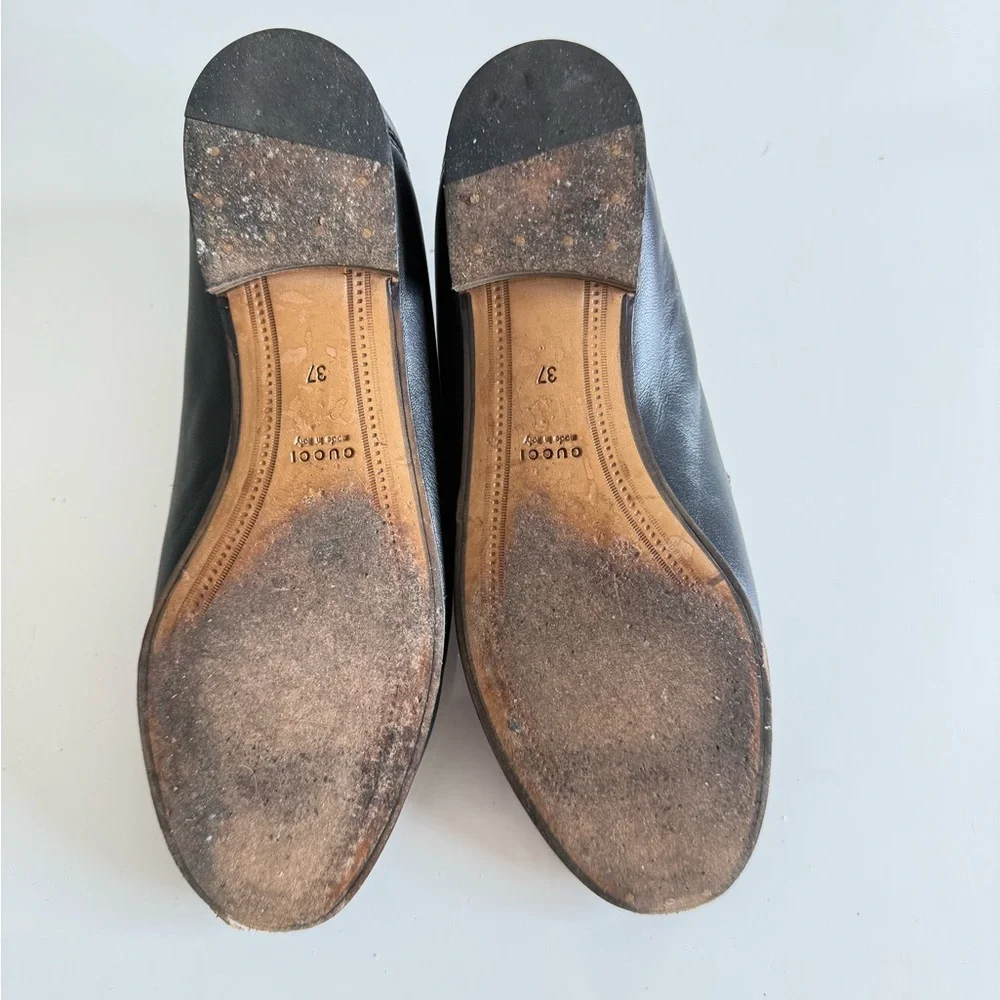 Gucci Black Leather Loafers with Gold Detail - Picture 9 of 9